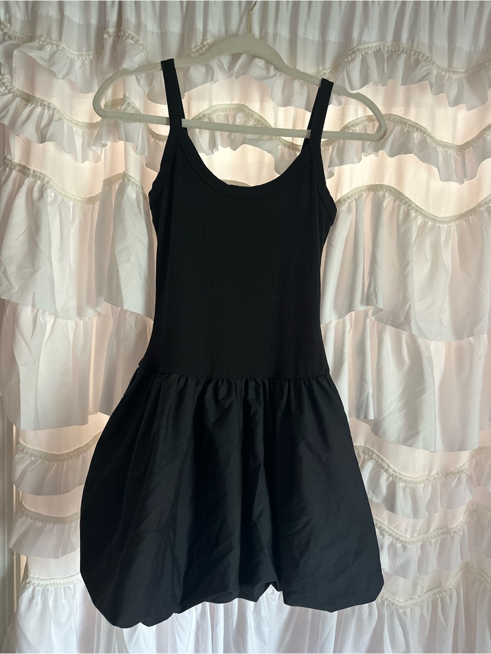 GLG Black Ribbed Scoop-Neck bubble dress